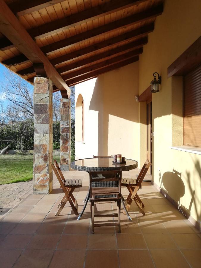 Vila La Cuquina Villaturiel Exteriér fotografie