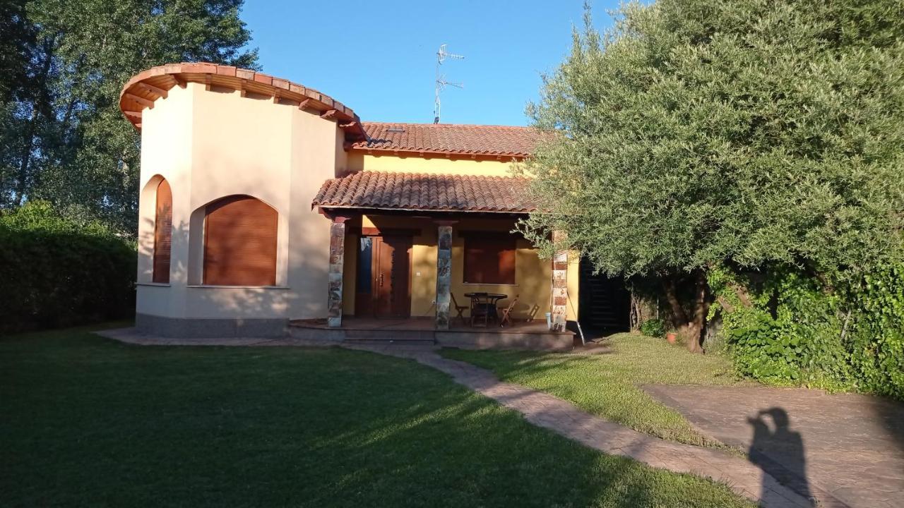 Vila La Cuquina Villaturiel Exteriér fotografie